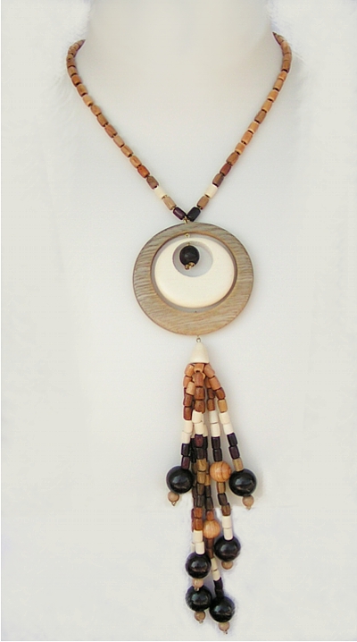 holzschmuck, kette aus holz