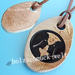 Holzamulett handmade aus karelischer Maserbirke mit Lederband 